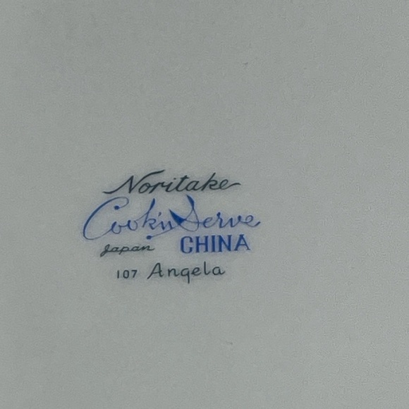 Noritake Angela White Vegetable Dish Round W/ Lid Cook Serveware Collection New - Picture 6 of 9